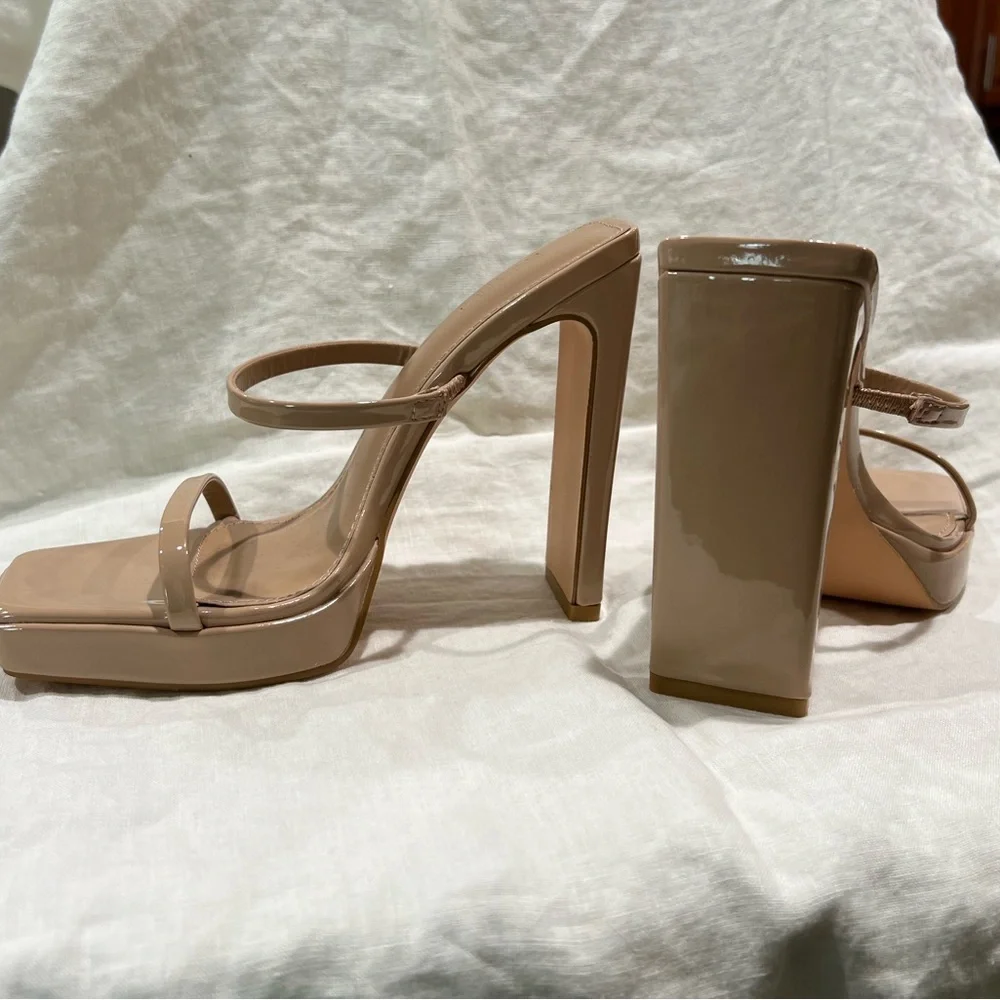 NWOT Summer 5” Strappy Heel Sz 6 - Picture 3 of 5